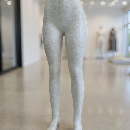 Maniqui pantalonera de plástico