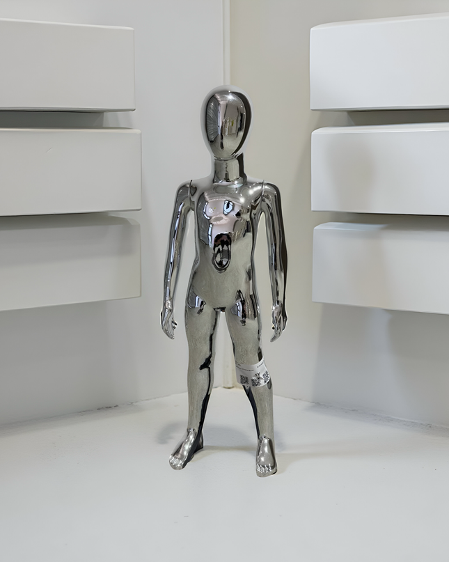 Maniquí de niño cromado plateado de importación