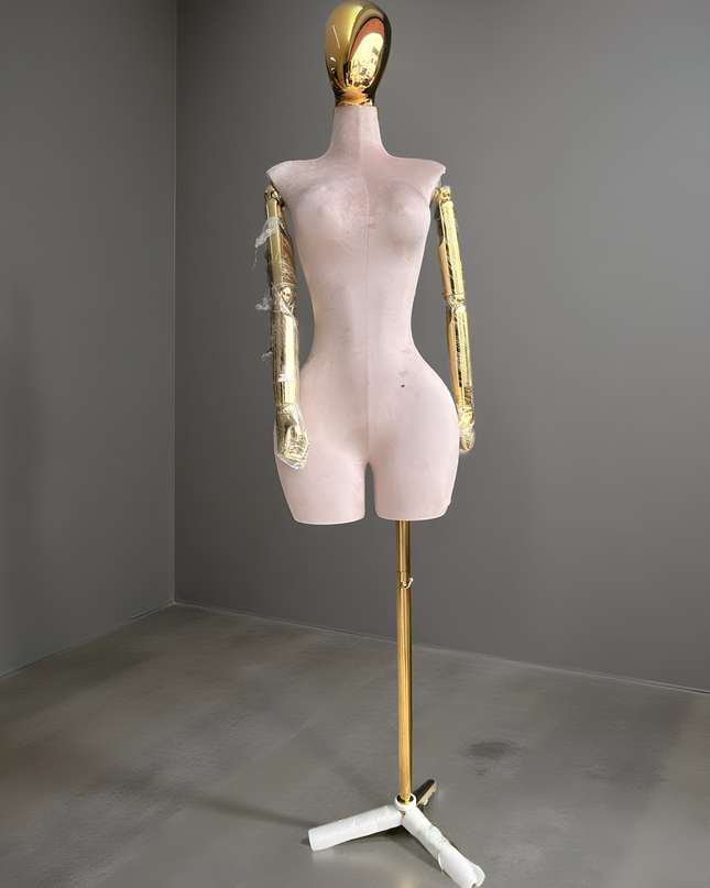 Maniquí articulado con cabeza y base cromada beige
