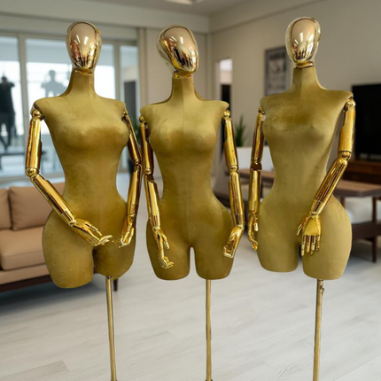 Maniquí articulado con cabeza y base cromada café