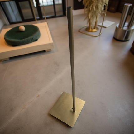 Base y tubo metálico para Maniquie